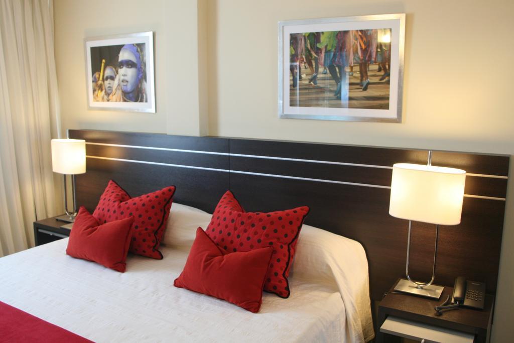 Zoom Apartments Hotel Cordoba Room photo
