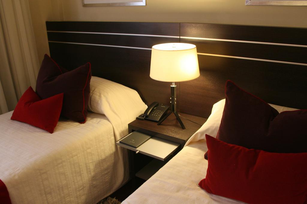 Zoom Apartments Hotel Cordoba Room photo